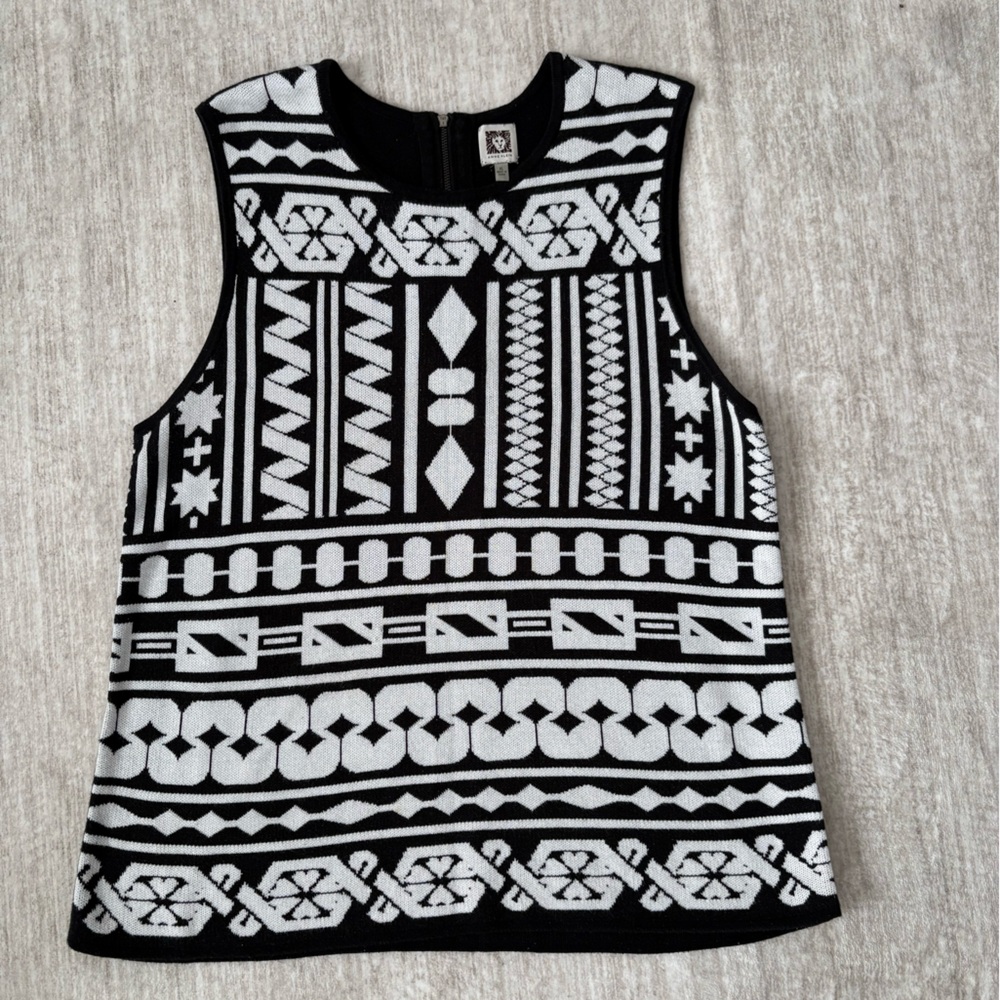 Anne Klein Black and White Patterned Tank Top